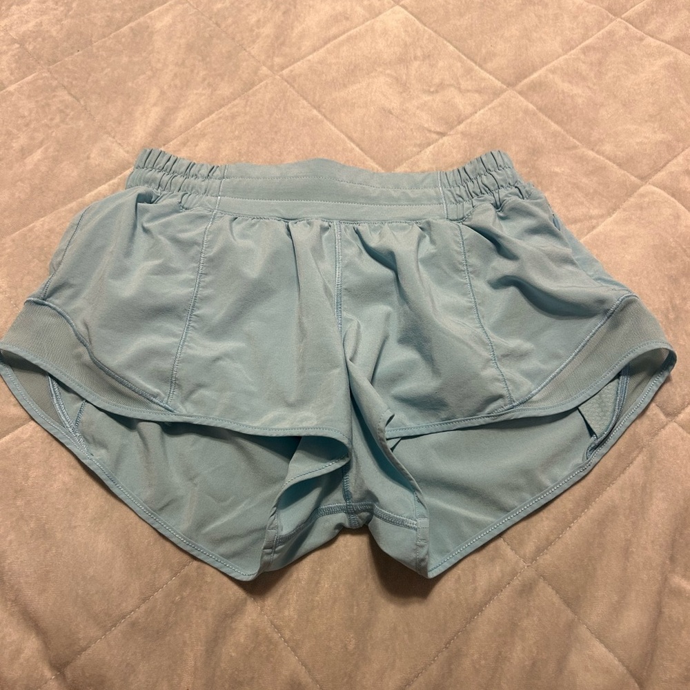 Lululemon Athletica Hotty Hot 2” inseam Shorts